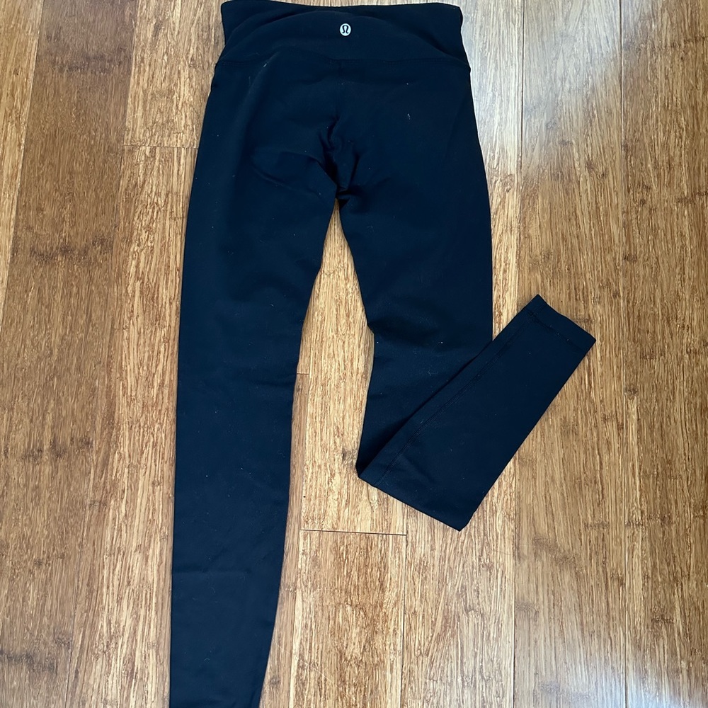 Original Wunder Under leggings. This was discontinued. pocket inside waistband
